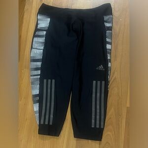 Women’s small workout capri tights